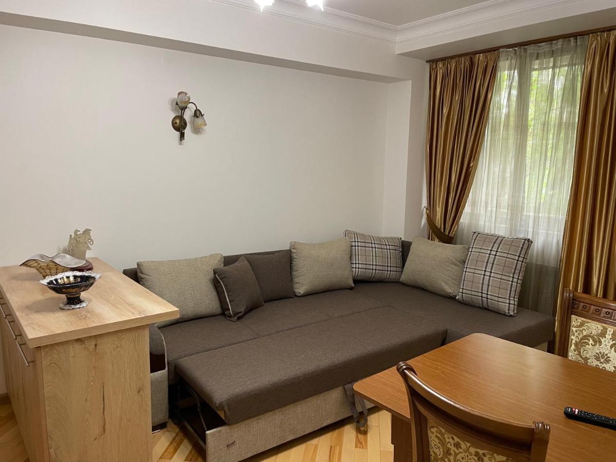 Apartment In City Center Erivan Dış mekan fotoğraf